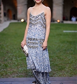 Emma_Stone_-_Louis_Vuitton_Cruise_2026_fashion_show_in_Avignon2C_France_May_22nd2C_2025_11.jpg