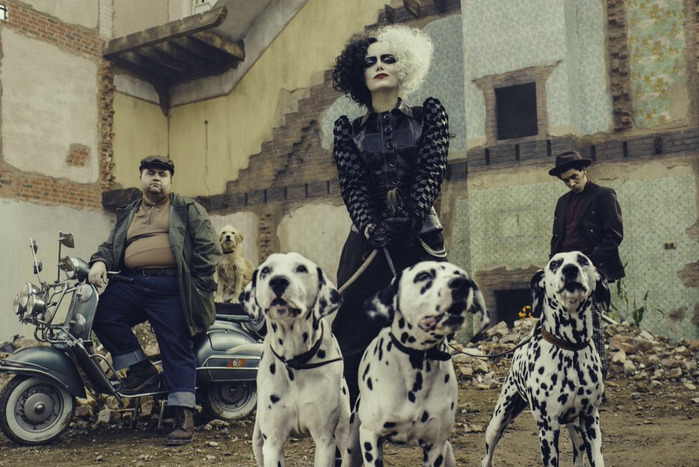 First look as Emma Stone in Cruella de Vil