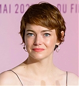 Emma_Stone_-__Eddington__Press_Conference_at_78th_Cannes_Film_Festival_05172025_02.jpg