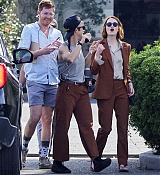 Emma_Stone_-_filming_AND_in_New_Orleans2C_Louisiana__1214202216.jpg