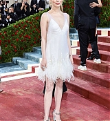 The_2022_Met_Gala_Celebrating__In_America_-_An_Anthology_of_Fashion__-_Arrivals10.jpg